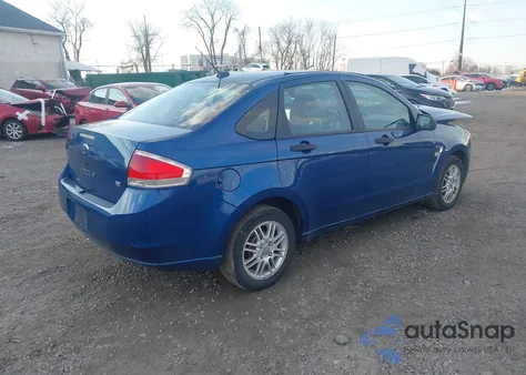 2008 Ford Focus Se/Ses z USA, uszkodzony, nr VIN 1FAHP35N18W137547